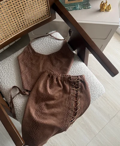 کراپ و دامن چرم